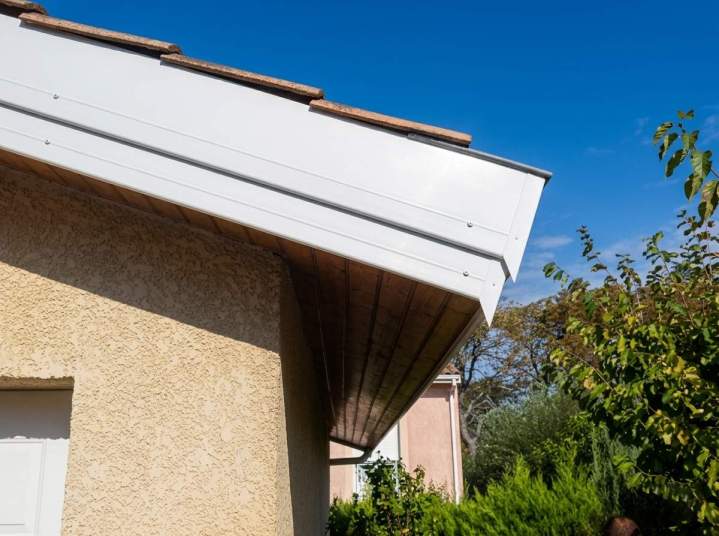 Habillage planche de rive pour toiture Toulouse